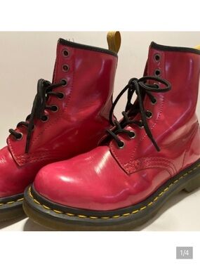 🌹Hot Pink Vegan Doc Martens 1460🌹